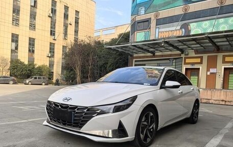 Hyundai Elantra, 2021 год, 1 280 000 рублей, 3 фотография