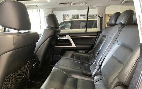 Toyota Land Cruiser 200, 2018 год, 7 200 000 рублей, 13 фотография