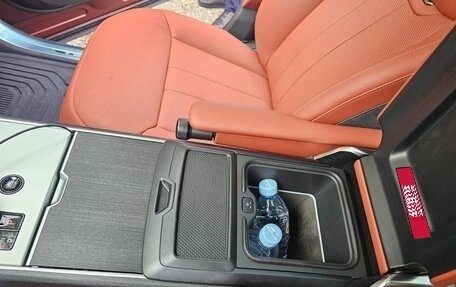 Land Rover Range Rover IV рестайлинг, 2025 год, 40 425 304 рублей, 21 фотография