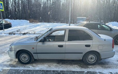 Hyundai Accent II, 2011 год, 350 000 рублей, 2 фотография