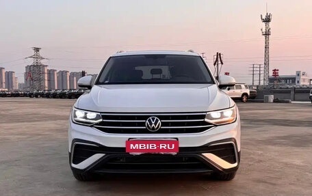 Volkswagen Tiguan II, 2022 год, 2 670 035 рублей, 4 фотография