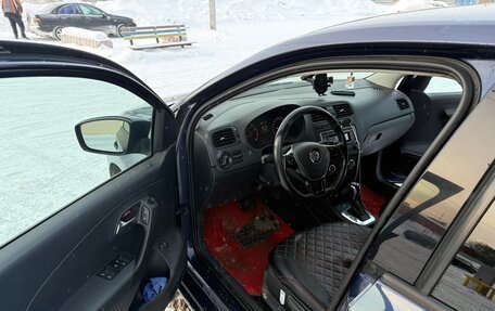 Volkswagen Polo VI (EU Market), 2017 год, 950 000 рублей, 2 фотография