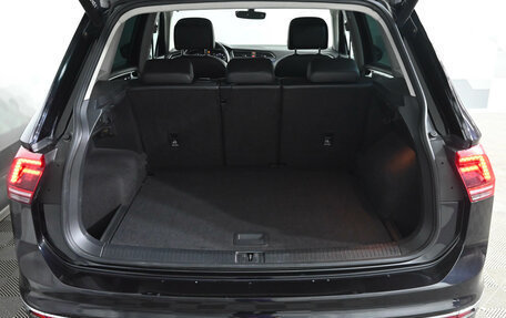 Volkswagen Tiguan II, 2018 год, 3 250 000 рублей, 6 фотография