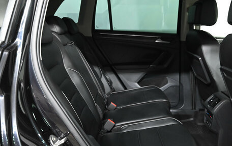 Volkswagen Tiguan II, 2018 год, 3 250 000 рублей, 11 фотография