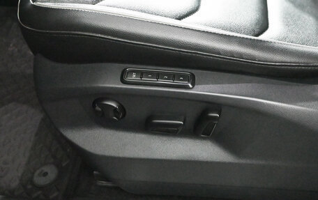 Volkswagen Tiguan II, 2018 год, 3 250 000 рублей, 16 фотография