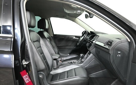 Volkswagen Tiguan II, 2018 год, 3 250 000 рублей, 10 фотография