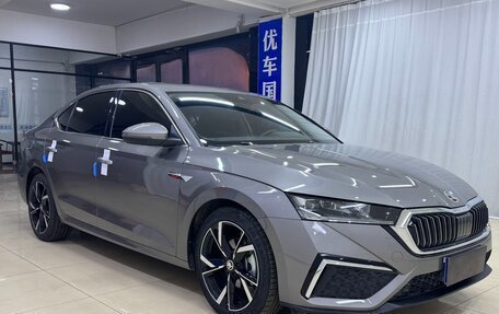 Skoda Octavia IV, 2021 год, 2 300 000 рублей, 3 фотография