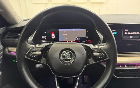 Skoda Octavia IV, 2021 год, 2 300 000 рублей, 15 фотография