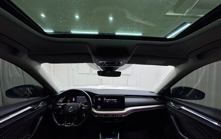 Skoda Octavia IV, 2021 год, 2 300 000 рублей, 17 фотография