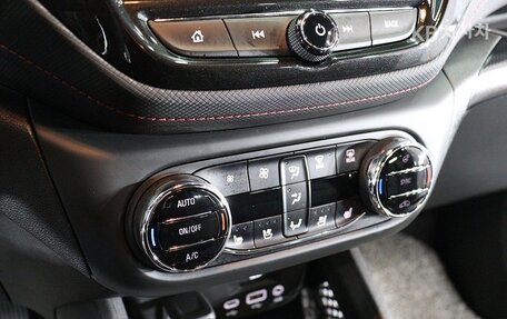 Chevrolet TrailBlazer, 2023 год, 1 850 000 рублей, 13 фотография