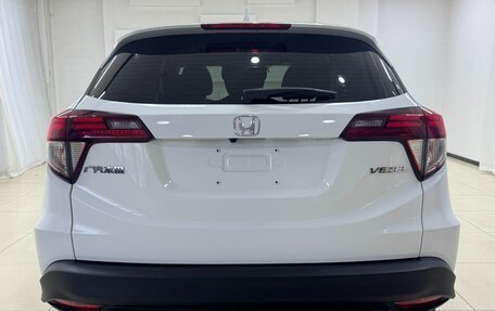 Honda Vezel, 2021 год, 1 800 000 рублей, 5 фотография