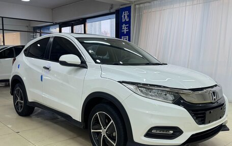 Honda Vezel, 2021 год, 1 800 000 рублей, 3 фотография