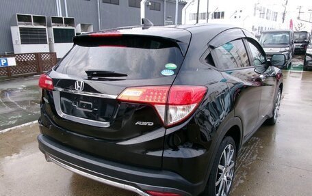 Honda Vezel, 2020 год, 1 349 000 рублей, 5 фотография