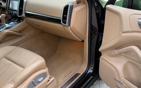 Porsche Cayenne III, 2015 год, 3 300 000 рублей, 16 фотография