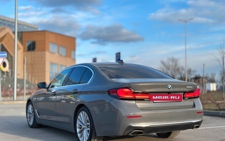 BMW 5 серия, 2021 год, 5 800 000 рублей, 3 фотография