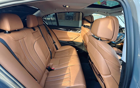 BMW 5 серия, 2021 год, 5 800 000 рублей, 13 фотография