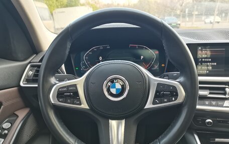 BMW 3 серия, 2021 год, 3 050 000 рублей, 16 фотография