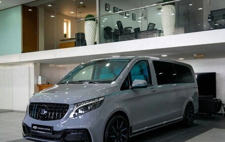 Mercedes-Benz V-Класс, 2023 год, 16 500 000 рублей, 1 фотография