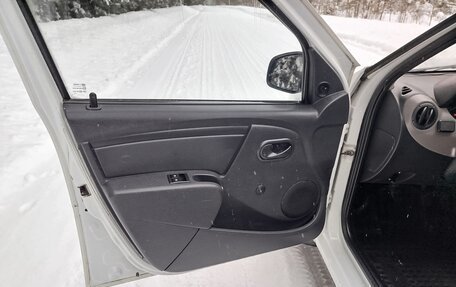 Renault Logan I, 2013 год, 455 000 рублей, 8 фотография