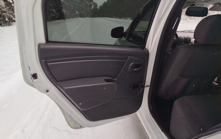 Renault Logan I, 2013 год, 455 000 рублей, 9 фотография