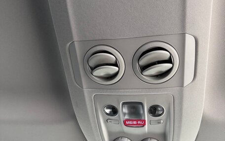 Opel Vivaro, 2022 год, 3 500 000 рублей, 19 фотография