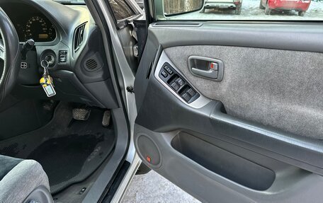 Toyota Harrier, 1998 год, 520 000 рублей, 29 фотография