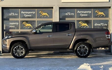 Mitsubishi L200 IV рестайлинг, 2020 год, 3 800 000 рублей, 7 фотография