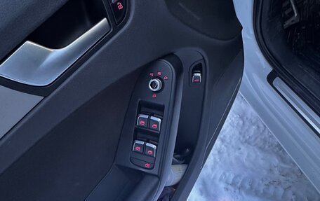 Audi A4, 2012 год, 1 400 000 рублей, 13 фотография