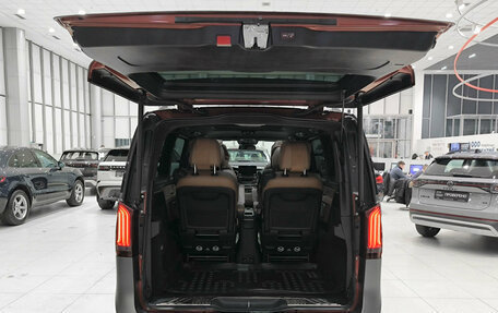 Mercedes-Benz V-Класс, 2021 год, 5 850 000 рублей, 10 фотография