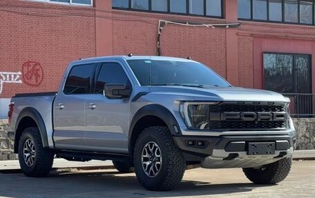 Ford F-150, 2023 год, 9 865 000 рублей, 2 фотография