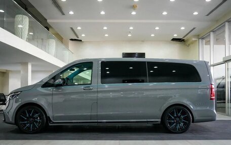 Mercedes-Benz V-Класс, 2023 год, 16 500 000 рублей, 4 фотография