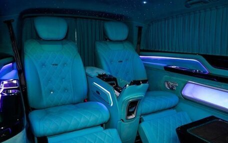 Mercedes-Benz V-Класс, 2023 год, 16 500 000 рублей, 16 фотография