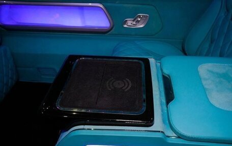 Mercedes-Benz V-Класс, 2023 год, 16 500 000 рублей, 18 фотография