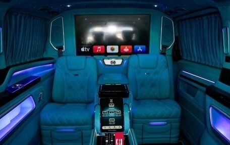 Mercedes-Benz V-Класс, 2023 год, 16 500 000 рублей, 8 фотография