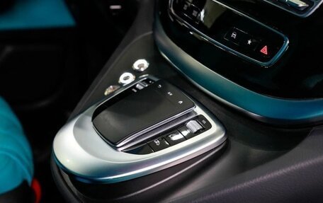 Mercedes-Benz V-Класс, 2023 год, 16 500 000 рублей, 20 фотография