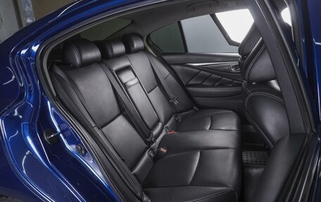 Infiniti Q50 I рестайлинг, 2017 год, 1 999 000 рублей, 13 фотография