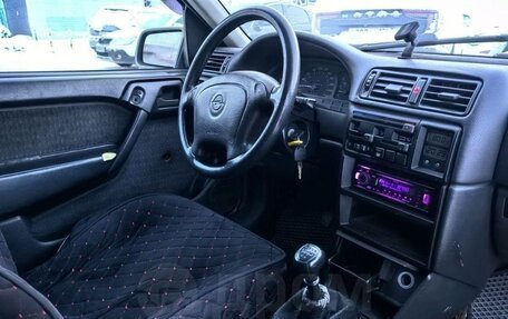 Opel Vectra A, 1995 год, 105 000 рублей, 9 фотография