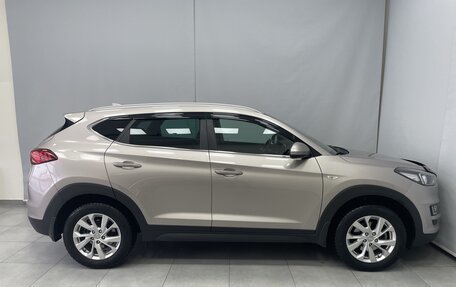Hyundai Tucson III, 2018 год, 2 348 400 рублей, 10 фотография