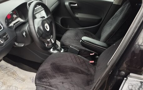 Volkswagen Polo VI (EU Market), 2010 год, 700 000 рублей, 6 фотография