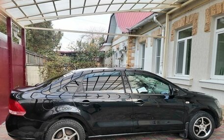 Volkswagen Polo VI (EU Market), 2010 год, 700 000 рублей, 10 фотография