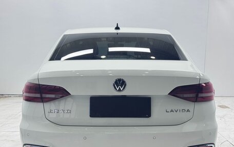 Volkswagen Lavida, 2023 год, 1 740 000 рублей, 5 фотография