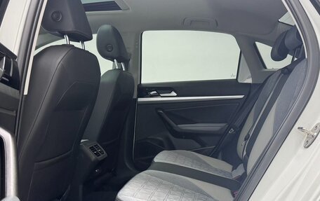 Volkswagen Lavida, 2023 год, 1 740 000 рублей, 10 фотография