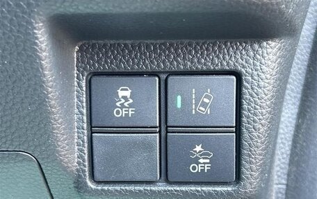 Honda N-BOX II, 2023 год, 888 000 рублей, 33 фотография