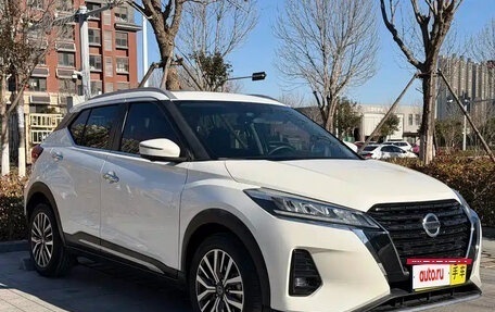 Nissan Kicks I, 2021 год, 1 200 000 рублей, 3 фотография