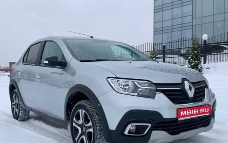 Renault Logan II, 2022 год, 1 595 000 рублей, 1 фотография