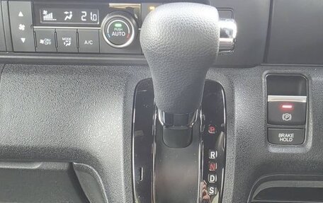 Honda N-BOX II, 2021 год, 690 000 рублей, 22 фотография