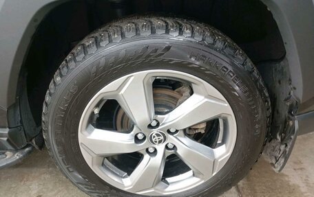 Toyota RAV4, 2021 год, 2 964 000 рублей, 5 фотография