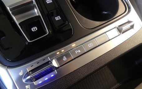 KIA Carnival, 2025 год, 6 200 000 рублей, 20 фотография