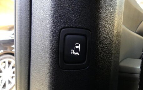 KIA Carnival, 2025 год, 6 200 000 рублей, 26 фотография