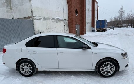 Volkswagen Jetta VI, 2013 год, 1 200 000 рублей, 18 фотография